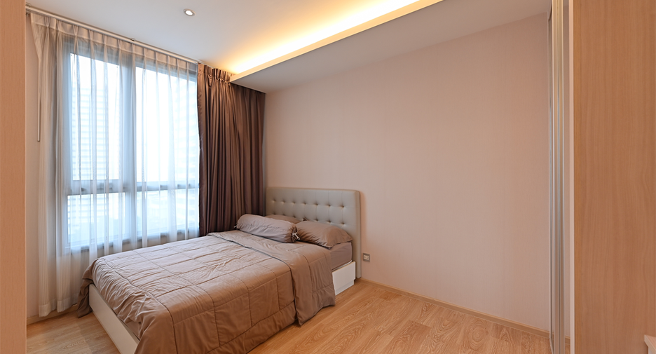 For sale 1 bed condo in Watthana, Bangkok