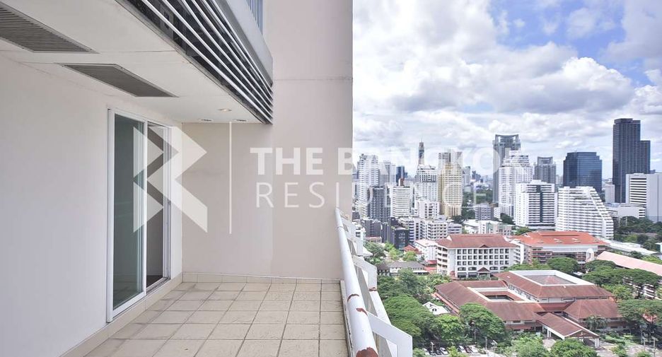 For sale 1 bed condo in Watthana, Bangkok