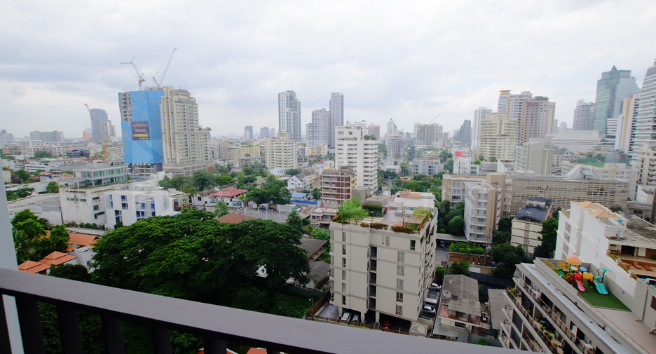 Wohnung zum Kauf mit 1 Zimmer in Khlong Toei, Bangkok