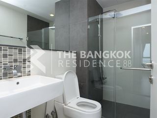 For sale 1 bed condo in Khlong San, Bangkok