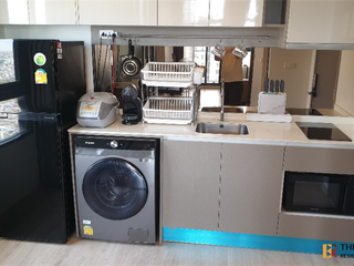À vendre 1 chambre condo à Khlong San, Bangkok
