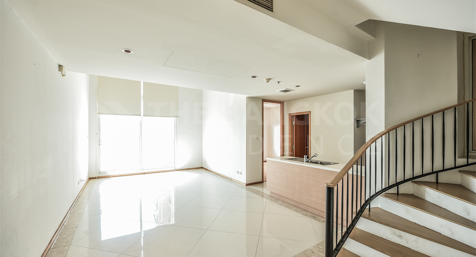 ขาย 2 ห้องนอน คอนโด ใน สาทร, กรุงเทพฯ