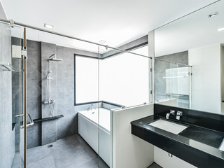 For sale 2 bedrooms condo in Khlong San, Bangkok