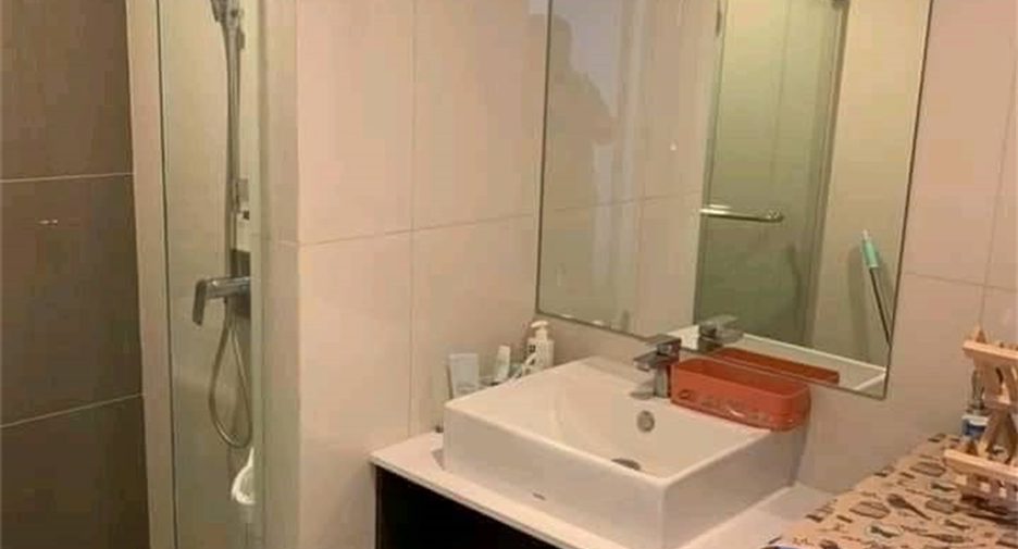 Wohnung zum Kauf mit 2 Zimmer in Phra Khanong, Bangkok