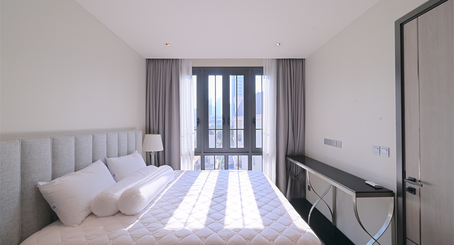 For sale 1 bed condo in Watthana, Bangkok