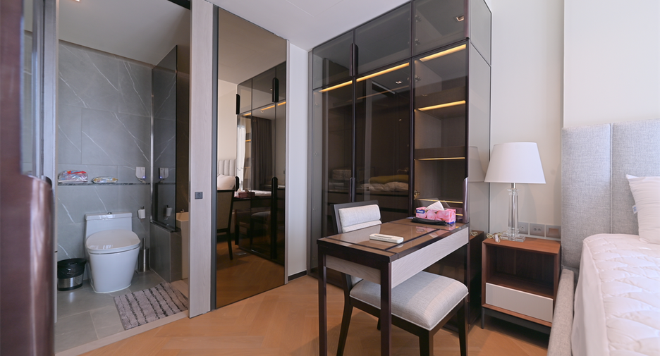 For sale 1 bed condo in Watthana, Bangkok