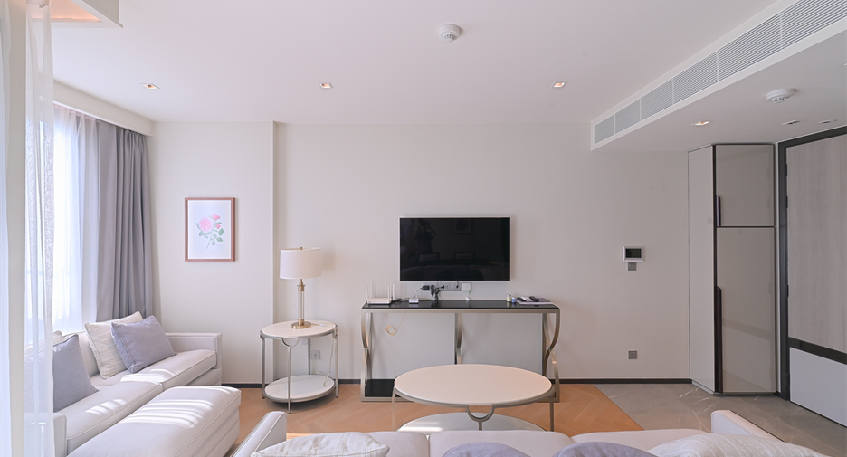 For sale 1 bed condo in Watthana, Bangkok