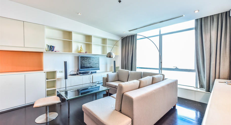 For sale 2 bedrooms condo in Sathon, Bangkok