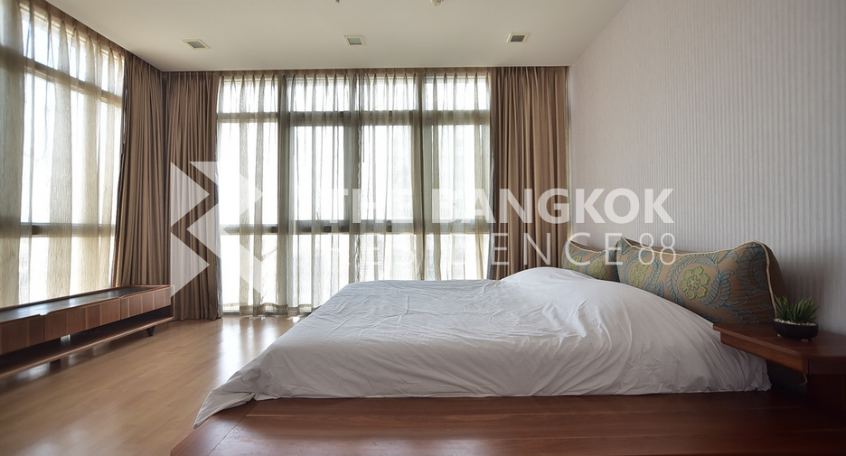 À vendre 3 chambres condo à Khlong Toei, Bangkok