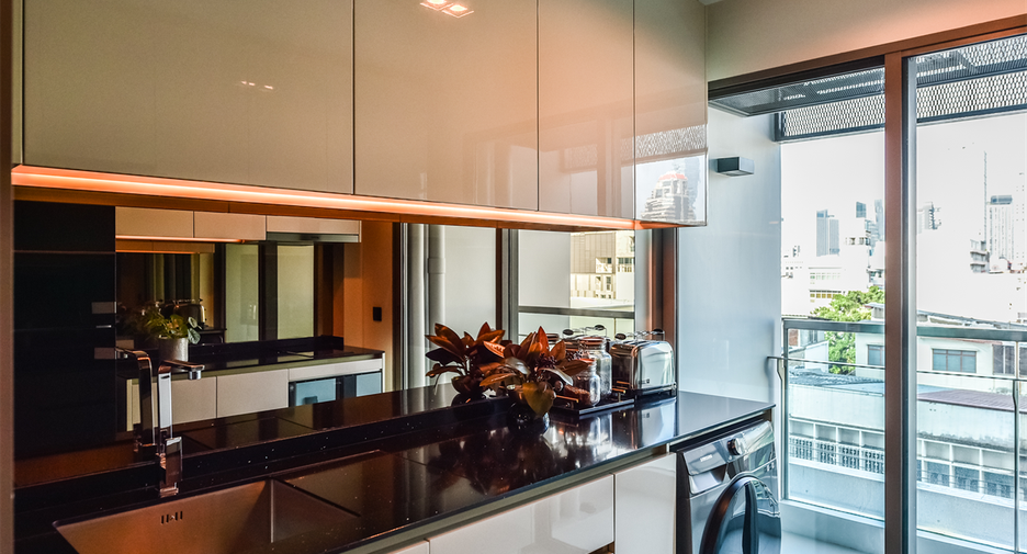 À vendre 1 chambre condo à Bang Rak, Bangkok