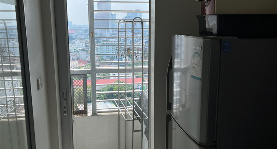 For sale 1 bed condo in Khlong San, Bangkok