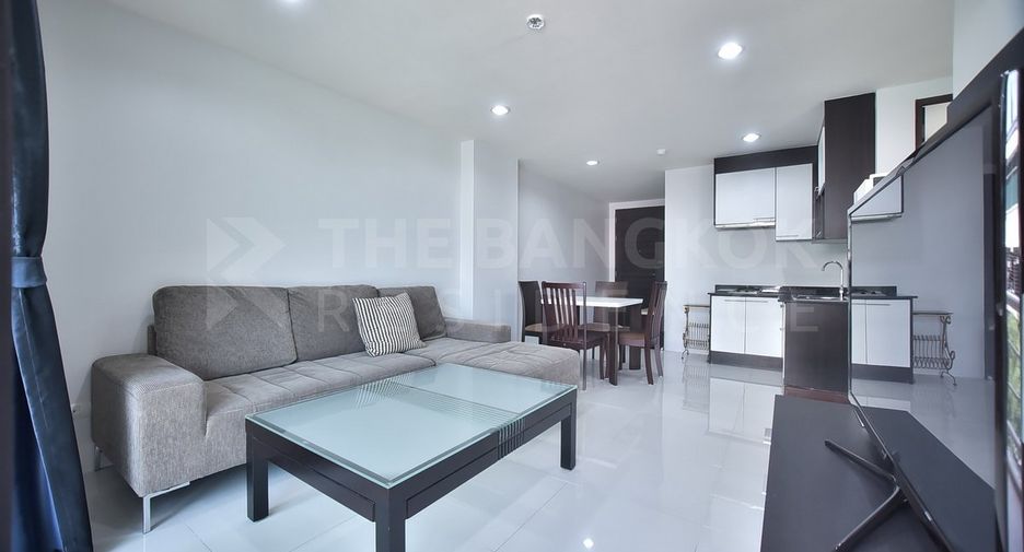 For sale 2 bedrooms condo in Watthana, Bangkok