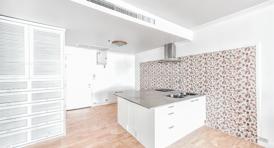 Wohnung zum Kauf mit 2 Zimmer in Sathon, Bangkok