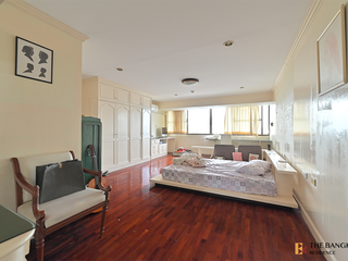 Condo en venta de 4 habitaciones en Watthana, Bangkok