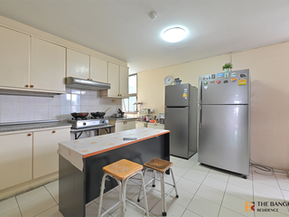 Condo en venta de 4 habitaciones en Watthana, Bangkok