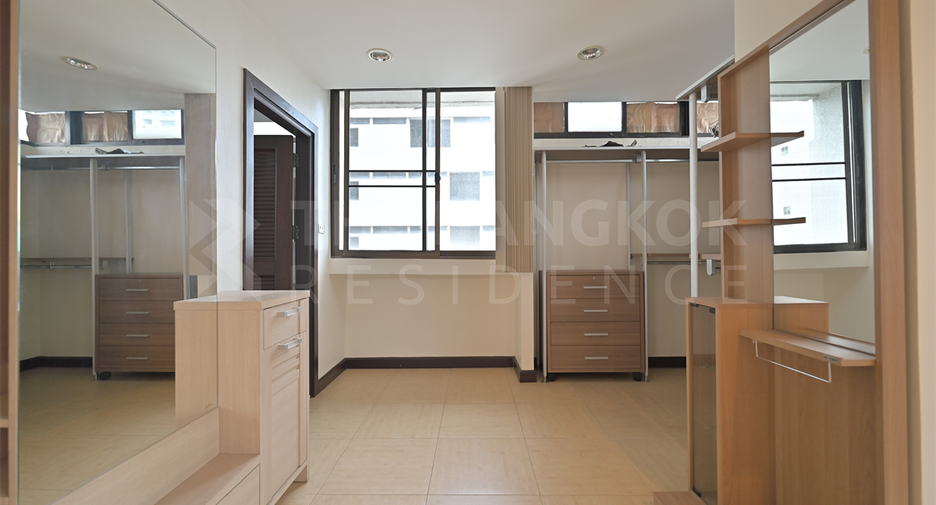 Wohnung zum Kauf mit 2 Zimmer in Watthana, Bangkok