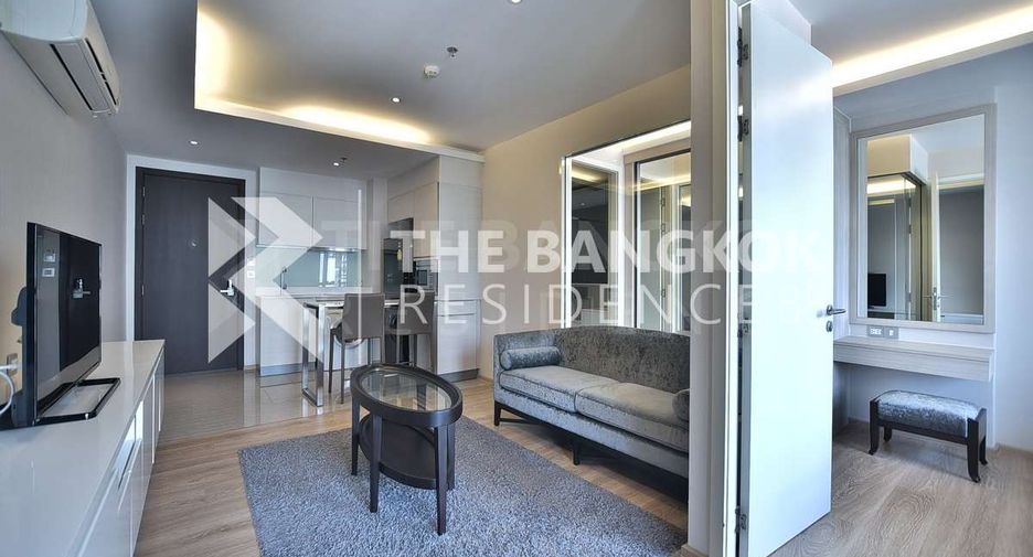For sale 1 bed condo in Watthana, Bangkok