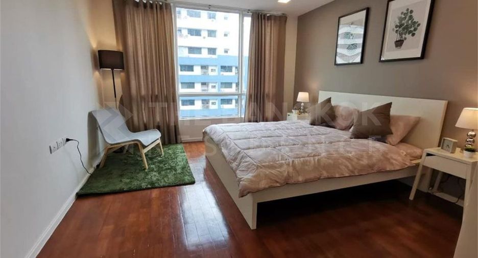 For sale 1 bed condo in Khlong Toei, Bangkok