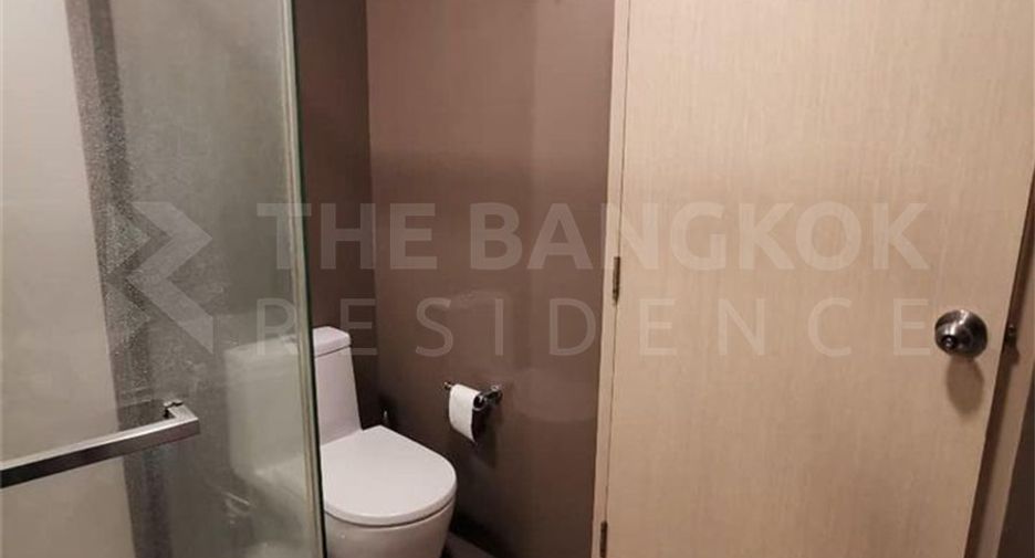For sale 1 bed condo in Khlong Toei, Bangkok