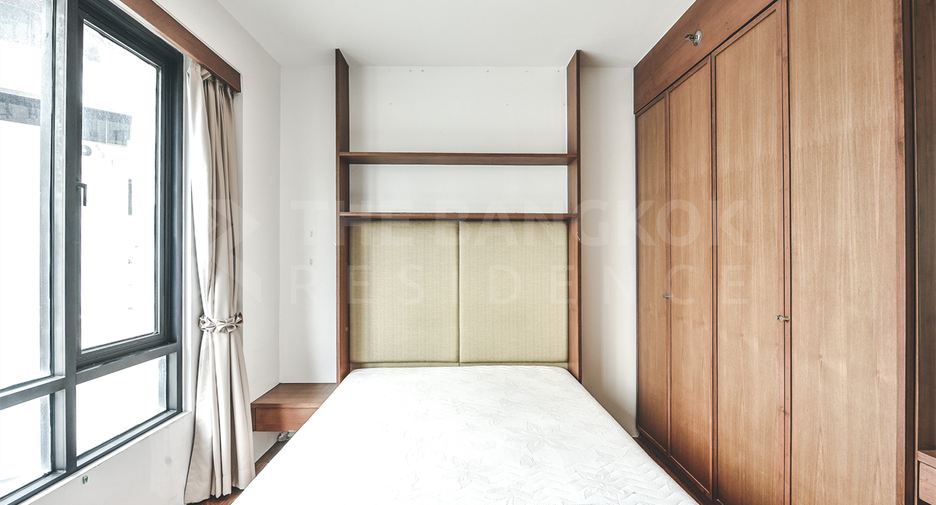 For sale 2 bedrooms condo in Sathon, Bangkok