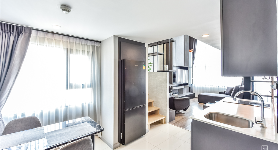 Condo en venta de 1 habitaciones en Sathon, Bangkok