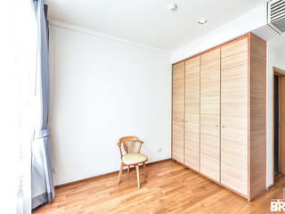Condo en venta de 3 habitaciones en Sathon, Bangkok