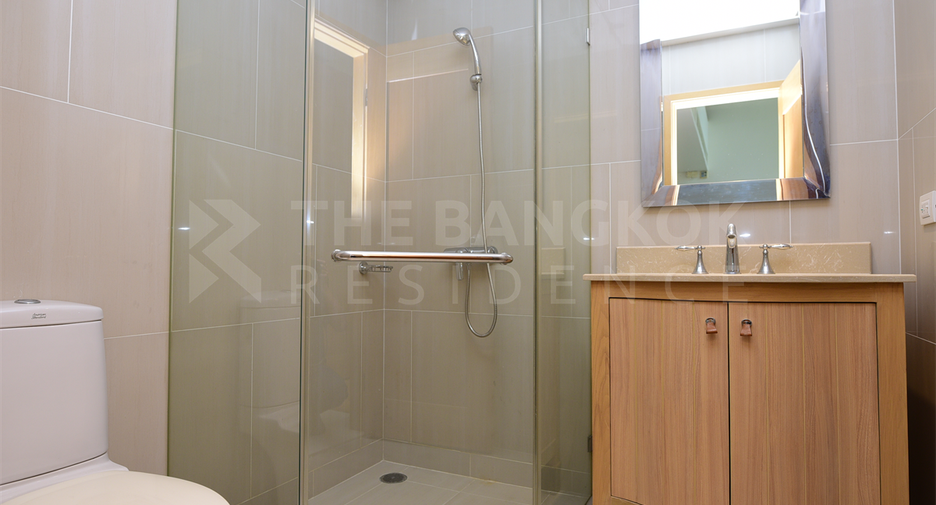 Condo en venta de 2 habitaciones en Sathon, Bangkok