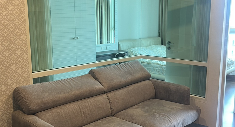À vendre 1 chambre condo à Watthana, Bangkok
