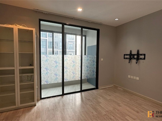 For sale 2 bedrooms condo in Khlong San, Bangkok