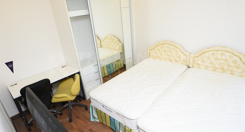 For sale 2 bedrooms condo in Khlong San, Bangkok
