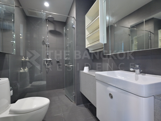 Condo en venta de 2 habitaciones en Pathum Wan, Bangkok