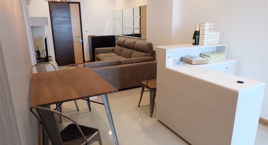 À vendre 2 chambres condo à Watthana, Bangkok