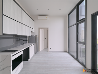Продажа 1 кровать кондо в Пхра Кханонг, Бангкок