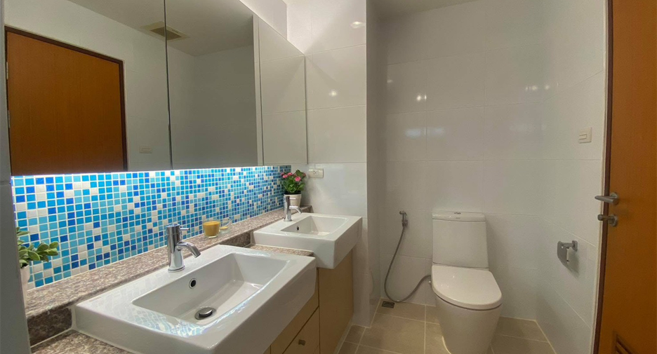 Condo en venta de 3 habitaciones en Phra Khanong, Bangkok
