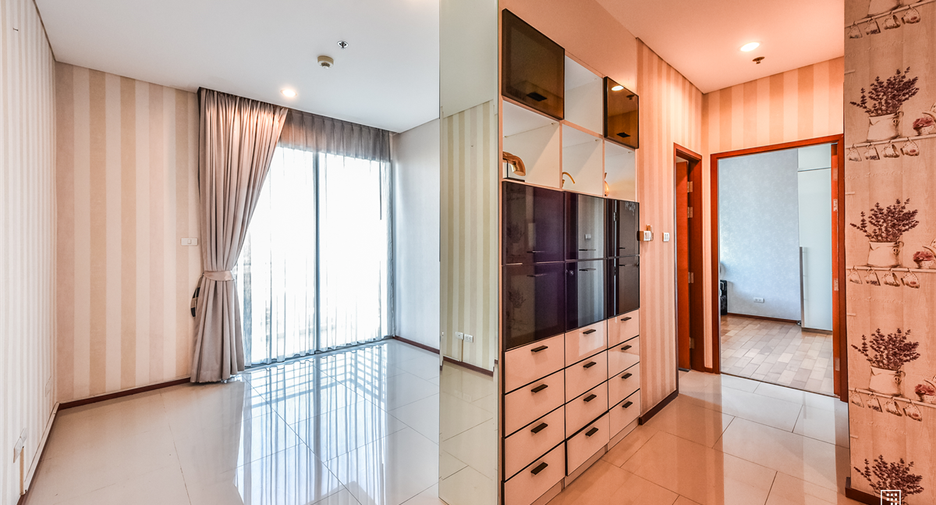 For sale 1 bed condo in Khlong San, Bangkok