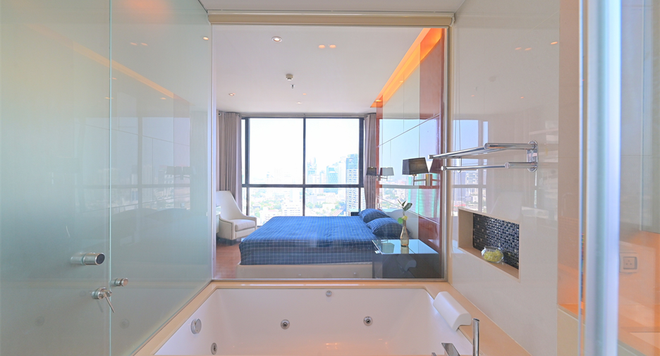 Condo en venta de 2 habitaciones en Khlong Toei, Bangkok