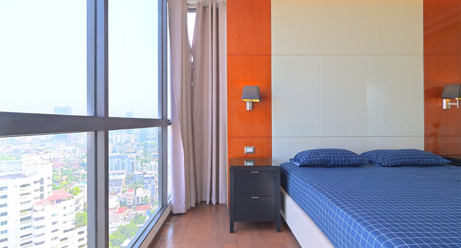 Condo en venta de 2 habitaciones en Khlong Toei, Bangkok