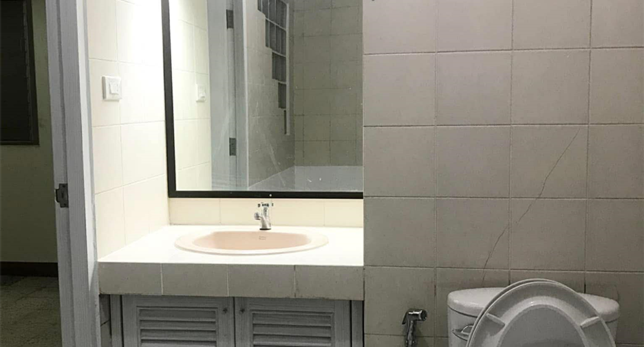 Продажа 1 кровать кондо в Кхлонг Тоеи, Бангкок