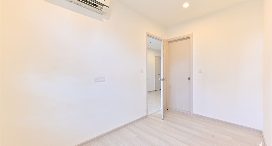 À vendre 2 chambres condo à Watthana, Bangkok