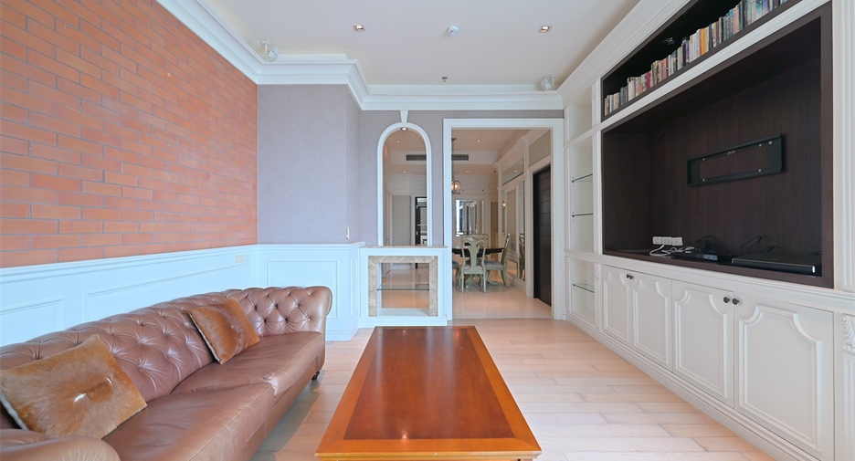 For sale 1 bed condo in Watthana, Bangkok