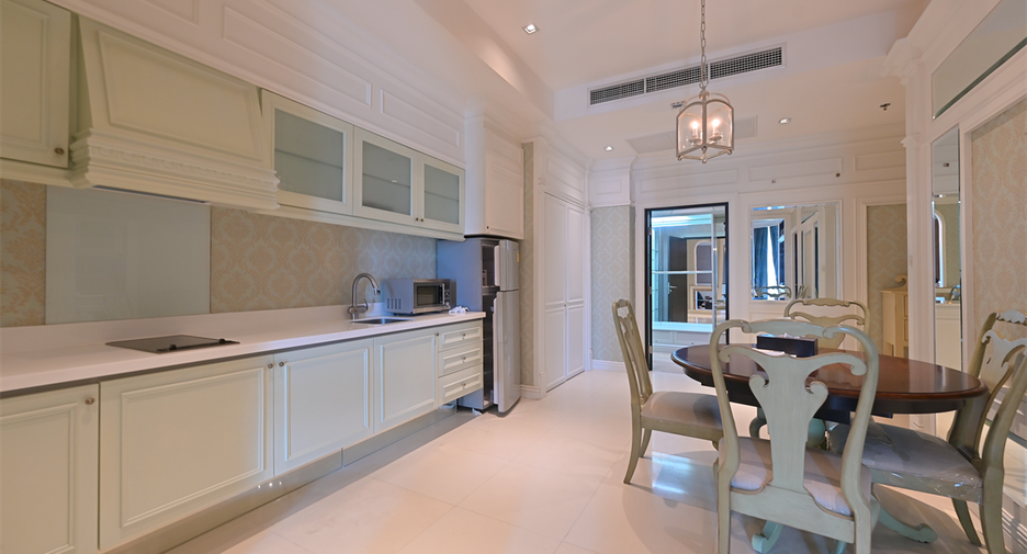 For sale 1 bed condo in Watthana, Bangkok