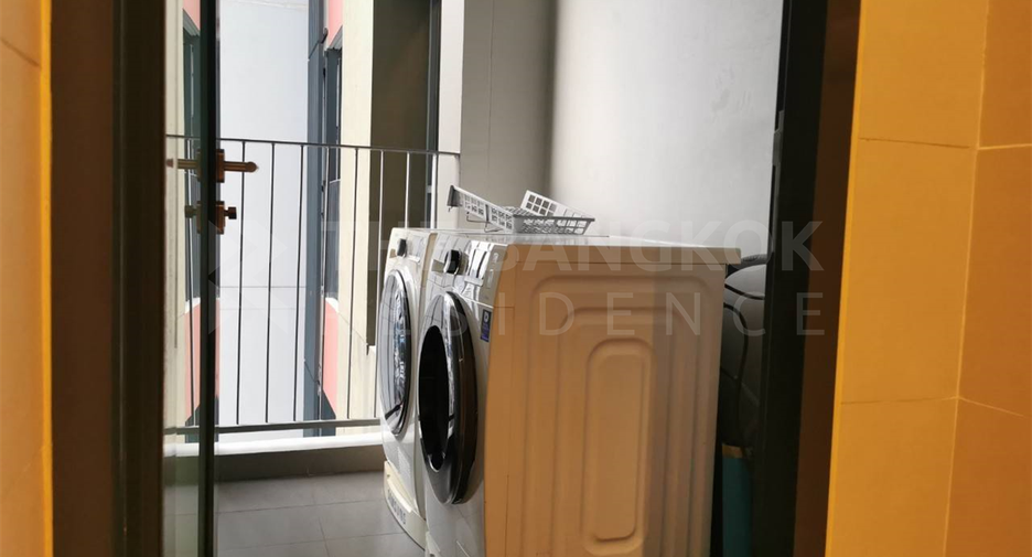 For sale 2 ベッドルーム condo in Yan Nawa, Bangkok