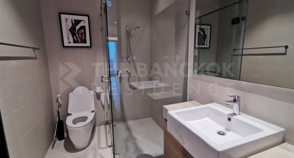 For sale 2 ベッドルーム condo in Yan Nawa, Bangkok