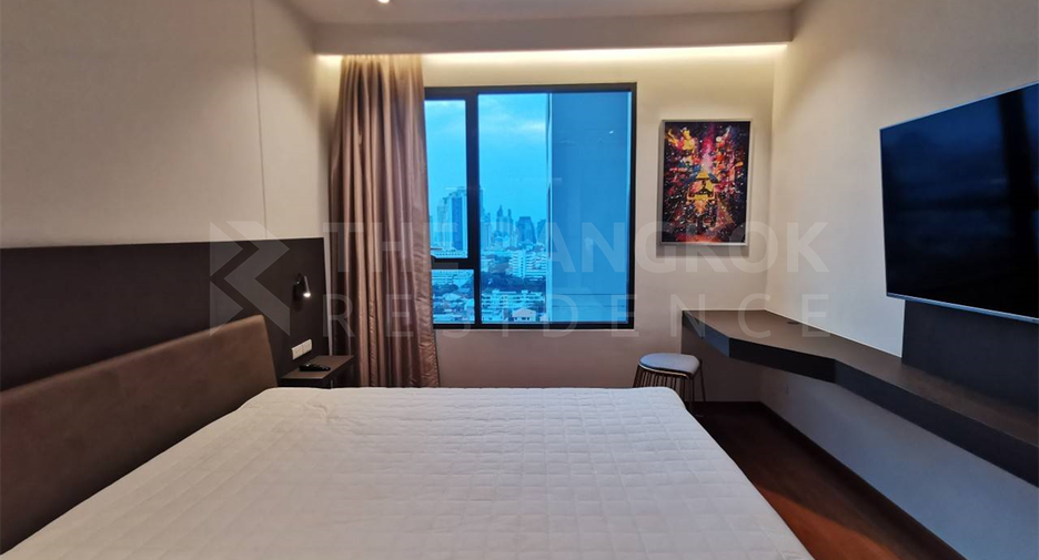 For sale 2 ベッドルーム condo in Yan Nawa, Bangkok
