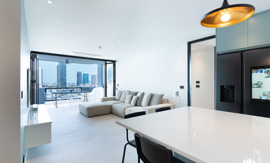 For sale 3 bedrooms condo in Watthana, Bangkok