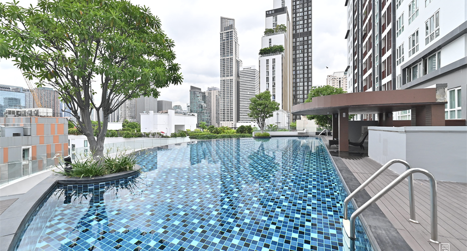 À vendre 3 chambres condo à Watthana, Bangkok