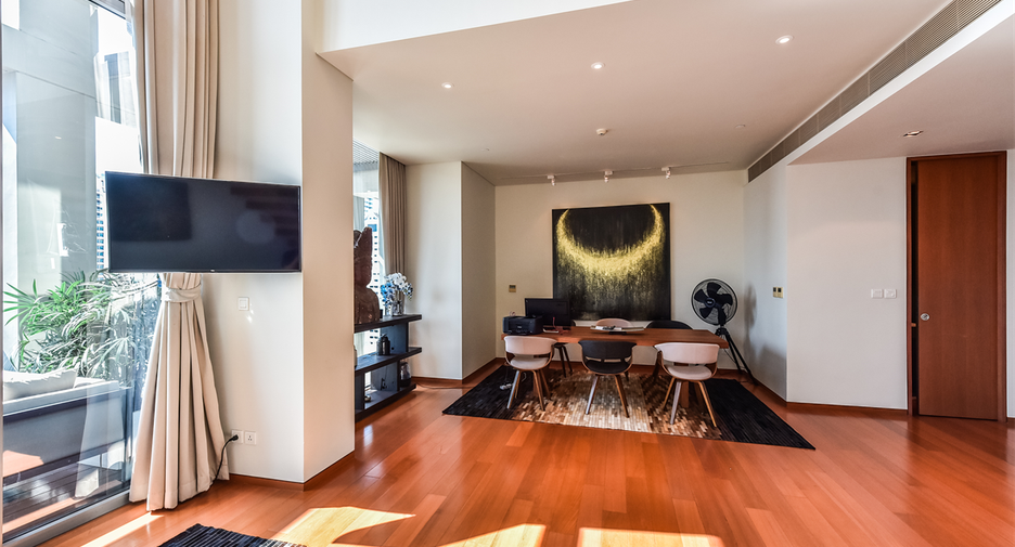 À vendre 1 chambre condo à Sathon, Bangkok