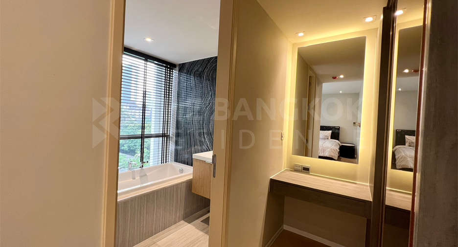 For sale 2 ベッドルーム condo in Watthana, Bangkok