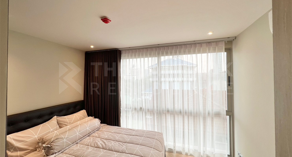 For sale 2 ベッドルーム condo in Watthana, Bangkok