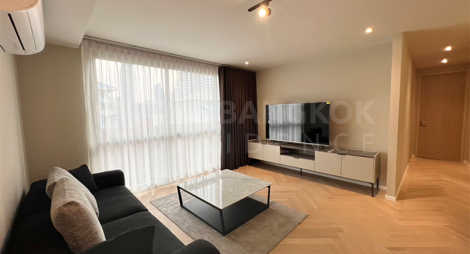 For sale 2 ベッドルーム condo in Watthana, Bangkok
